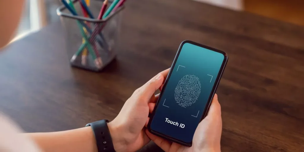 Which Smartphones Offer the Best Privacy Features?